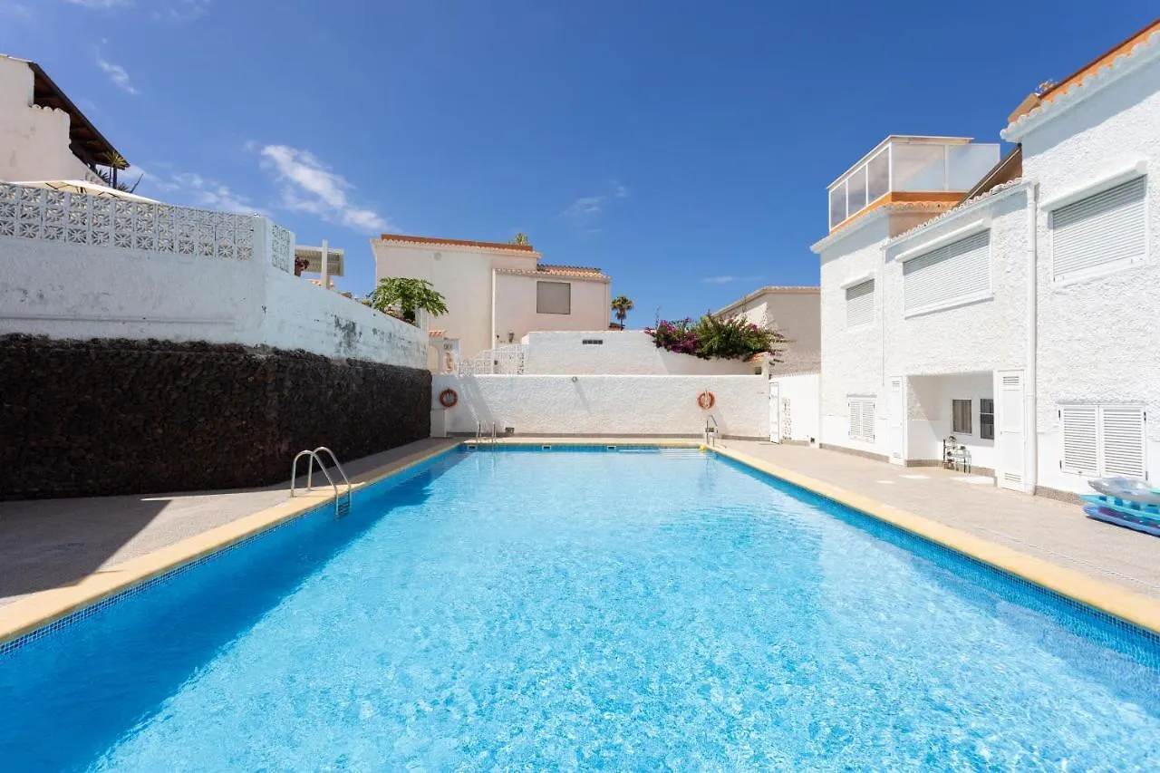 Villa Urbania Atico Deluxe By Sunkeyrents 플라야데라스아메리카스 0*,